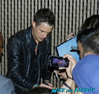 brandon flowers from the killers signing autographs jimmy kimmel live sexy hot rare promo mormon brandon flowers rare promo hot sexy signature