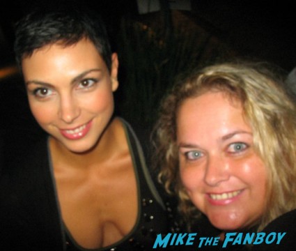 Morena Baccarin poses with pinky at a fan event for homeland from mike the fanboy rare promo hot sexy v star