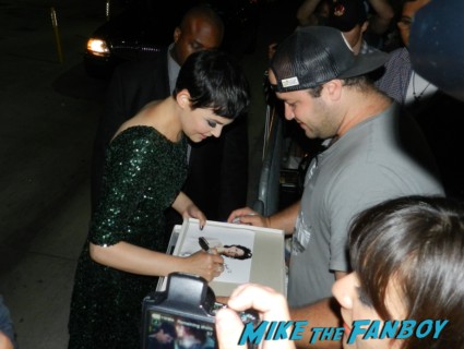 Sexy Big Love and Once Upon A time star Ginnifer goodwin signing autographs for fans