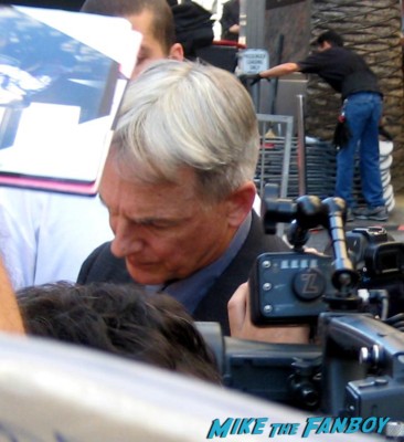sexy mark harmon signing autographs for fans at mark harmons walk of fame star ceremony in hollywood hocus pocus star