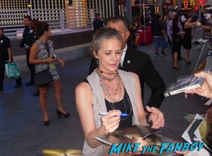 Melissa Mcbride signing autographs for fans at the walking dead season 3 premiere at universal citywalk andrew lincoln rare promo hot