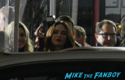 megan fox waving to fans at the this is 40 world movie premiere debacle hot sexy rare promo 
