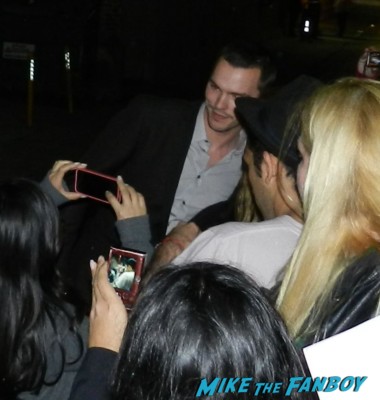 Nicholas Hoult signing autographs for fans hot sexy warm bodies star rare promo sexy hot rare x men first class star fine 