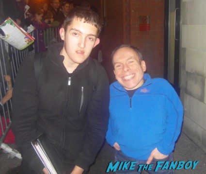 Warwick Davis fan photo signing autographs for fans rare prom signed london the west end willow star wars rare