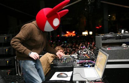 Deadmau5 live in concert rare mouse head dj rare promo promo press still photo