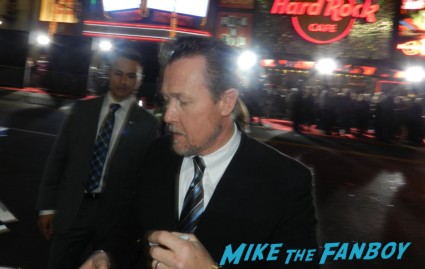robert patrick signing autographs at the Gangster Squad Movie Premiere red carpet marquee with sean penn ryan gosling emma stone josh brolin