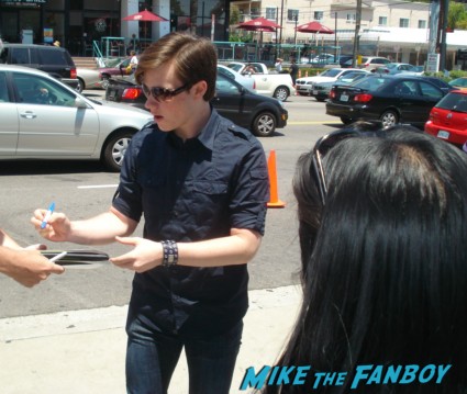chris colfer signing autographs for fans hot sexy glee star rare promo outfest