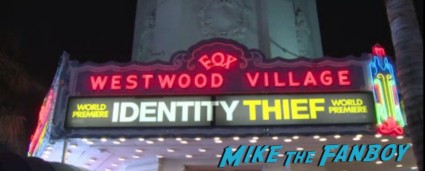 identity thief world movie premiere red carpet jason bateman melissa mccarthy marquee