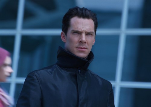Benedict Cumberbatch rare hot sexy StarTrekIntoDarkness-app-photo2