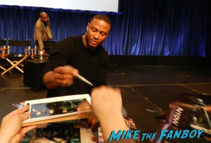 david ramsey signing autographs for fans hot sexy rare promo arrow star naked shirtless rare promo signed autograph shirtless naked arrow mini poster rare promo  paleyfest stephen amell signing autographs shirtless poste 174katie cassidy amell signing autographs for fans hot sexy rare promo arrow star naked shirtless rare promo signed autograph shirtless naked arrow mini poster rare promo  paleyfest stephen amell signing autographs shirtless poste 174