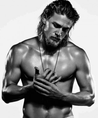 charlie hunnam naked shirtless rare promo muscle pecs sons of anarchy jax teller rare promo