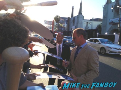 Christopher Meloni signing autographs for fans hot sexy 42 wold movie premiere rare true blood star hot