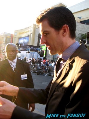 joseph kosinski  signing autographs for fans Oblivion Movie Premiere red carpet promo! Tom Cruise! Morgan Freeman! Joseph Kosinski! Coolness! 