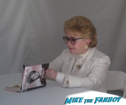 debbie reynolds signing autographs for fans rare los angeles times festival of books rare promo 