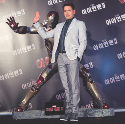 Robert Downey Jr. in Korea to promote IRON MAN 3 photo shoot press photo gallery rare