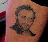 ryan cabrera and his ryan gosling tattoo on the red carpet