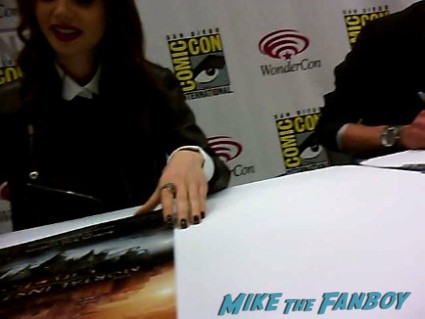 lily collins signing autographs at the Mortal Instruments autograph signing Cassandra Clare! Lily Collins! Jamie Campbell-Bower! Kevin Zegers! Autographs! Photos! More!