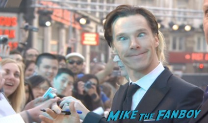 Benedict Cumberbatch signing autographs Star Trek into darkness london movie premiere chris pine zachary quinto hot sexy photos