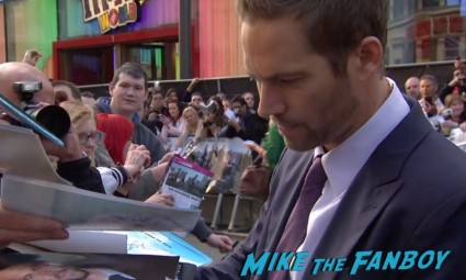 sexy paul walker signing autographs Fast And Furious 6 London UK Premiere Report & Photo Gallery! Paul Walker! Luke Evans! Vin Diesel! Michelle Rodriguez! Jordana Brewster! Ludacris! Tyrese! Autographs! Photos! And More!