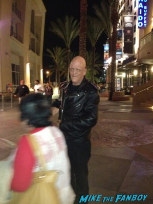 Michael Berryman signing autographs at the lords of salem movie premiere