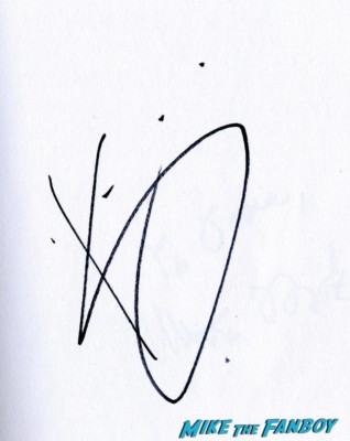 Kristen Wiig fan photo signing autographs for fans rare adventureland star