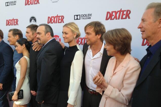 the dexter cast at the dexter season 8 red carpet premiere photos michael c hall julie benz 