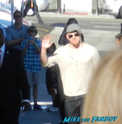 channing tatum arriving to the jimmy kimmel live show channing tatum fucking fans over 008