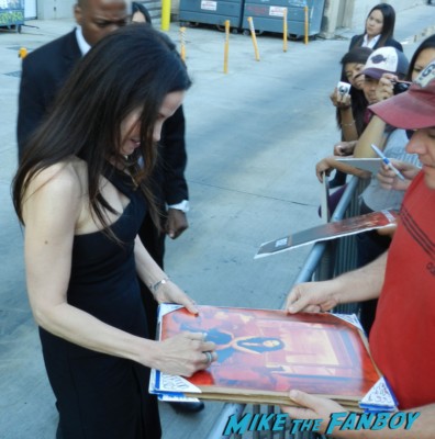 mary louise parker signing autographs hot sexy weeds star kimmel 049