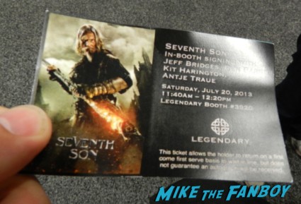 seventh son autograph signing ticket legendary booth san diego comic con 2013 signing autographs day 1 136