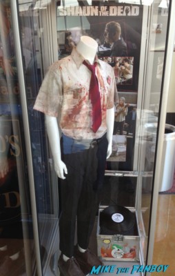 shaun of the dead prop and costume display hollywood shaun of the dead hot fuzz (11)