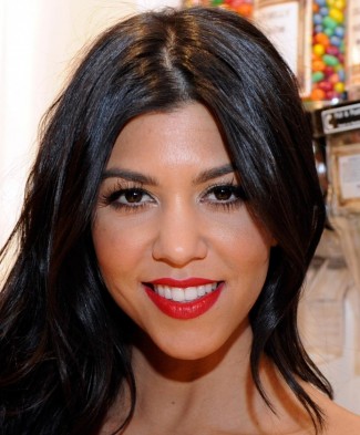 Kourtney Kardashian charges fans 150 for an autograph