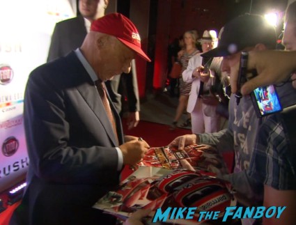 Niki Lauda signing autographs for fans rush tiff premiere screening chris hemsworth ron howard red carpet (23)
