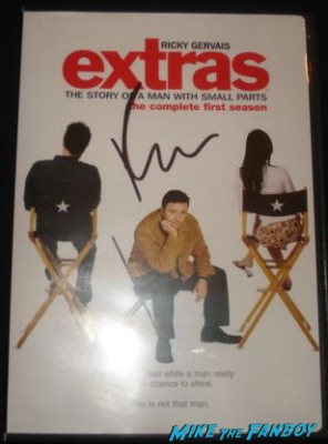 Ricky Gervais signed autograph extras dvd signing autographs invention of lying movie premiere