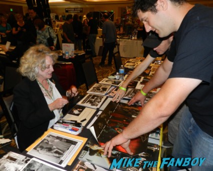 Veronica Cartwright signing autographs at hollywood show julie newmar signing autographs catwoman barbie 021