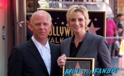 jane lynch walk of fame star ceremony signing autographs (1)