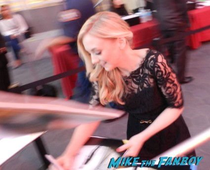 emily kinney signing autographs the walking dead season 4 premiere red carpet norman reedus hot 137