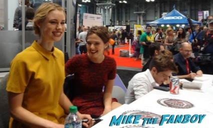 vampire academy autograph signing hot sexy nycc 2013 (8)