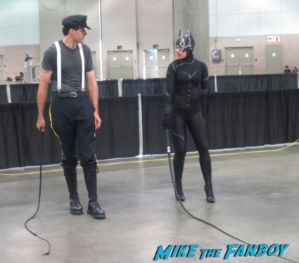 catwoman whpping lessons at comikaze 2013 cosplay thor rare loki ghostbusters stan lee 059