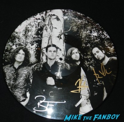 the killers signed autograph picture disc rare spaceman brandon flowers signing autographs jimmy kimmel live 2013 042