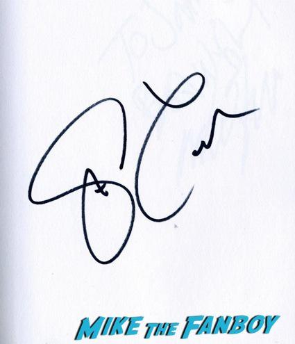 steve carrell signing autographs anchorman 2 uk movie premiere will ferrell signing autographs4