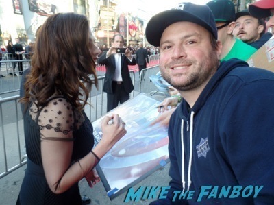 Hayley Atwell fan photo signing autographs rare 1