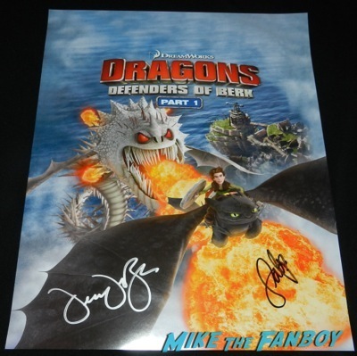 Dragons: Defenders of Berk autograph signing jay Baruchel Wondercon 2014 cosplay