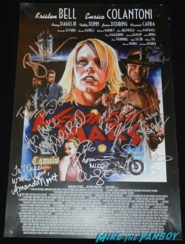 amanda seyfried signed veronica mars mini poster A Million Ways To Die in the west movie premiere signing autographs 35