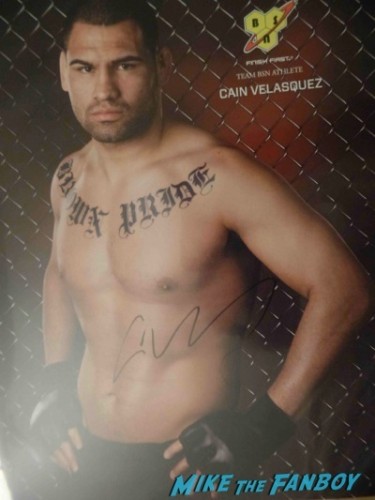 Cain UFC Fan Expo Day 1 autograph signing photos rare     7
