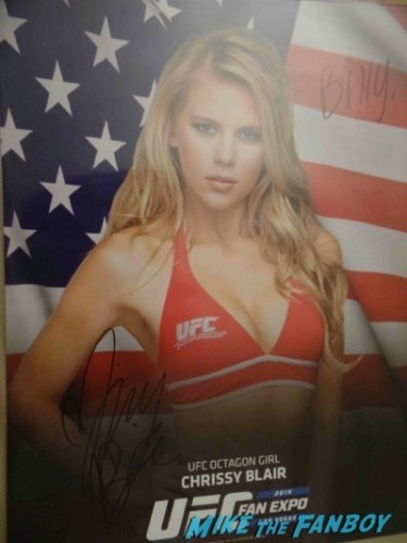Chrissy Blair  UFC-Fan-Expo-Day-1-autograph-signing-photos-rare
