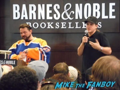 Kevin Smith Jason Mewes book signing grove los angeles 1