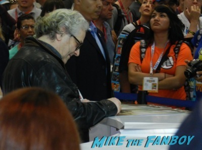 Mad Max autograph signing george miller warner bros sdcc 2014 3