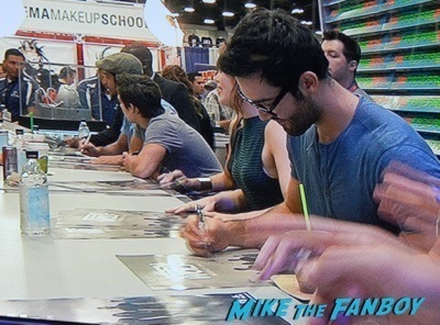 Teen Wolf Cast autograph signing sdcc 2014 tyler posey2