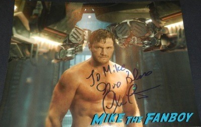 Chris Pratt signing autographs on the set of Parks and recreation fan photo star lord  2