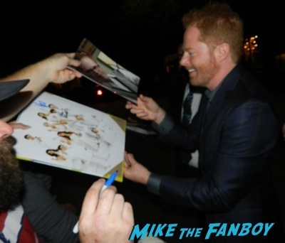 Jessie Tyler Ferguson Emmy Party signing autographs fan photo rare   30